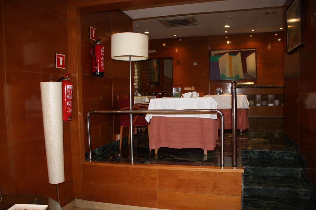 Hotel Pedralbes Barcelona Exterior photo